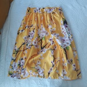 Women's Yellow M Skirt